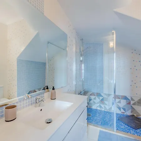 Camelias Vip By Interhome *