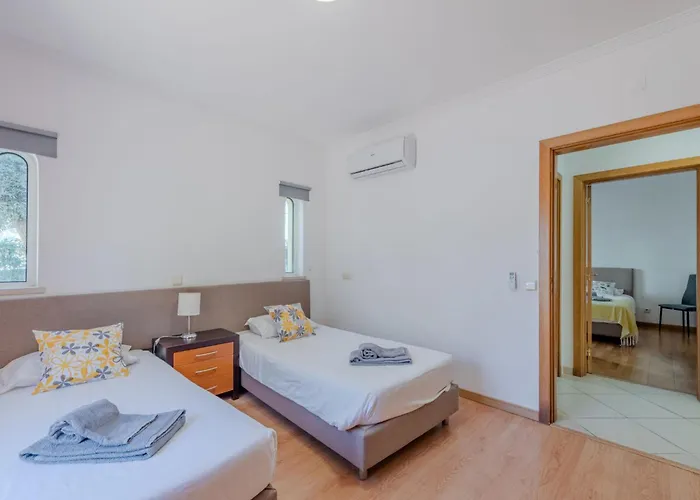 펜션 Camelias Vip By Interhome *