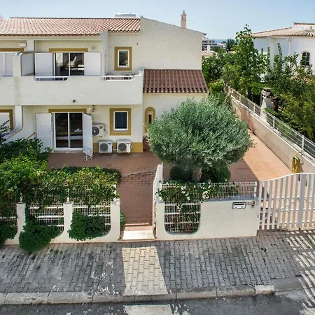 Camelias By Interhome Casa vacanze *