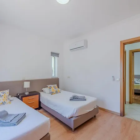 Prázdninový dům Camelias Vip By Interhome *